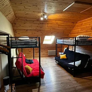 Hébergement de vacances A La Ferme Au Coeur De L'auvergne, Saint-Hippolyte (Cantal)
