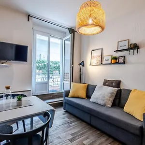 Appartement T2 Centre Ville, Lac, Parking - Thermes, Évian-les-Bains